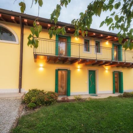 Sara&Sara Alloggio Agrituristico Savorgnano Екстериор снимка