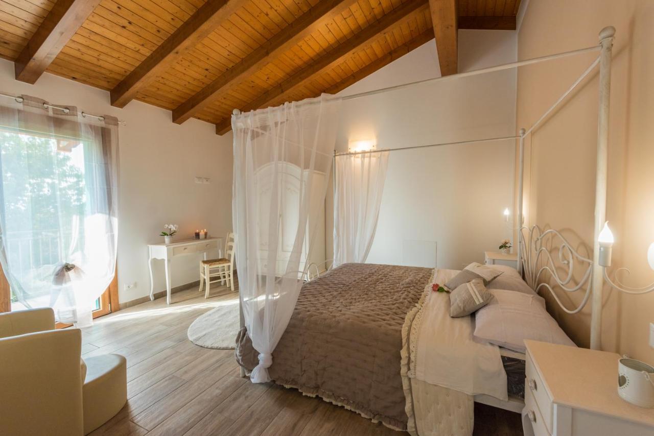 Sara&Sara Alloggio Agrituristico Savorgnano Екстериор снимка